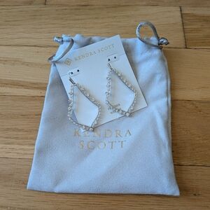 Kendra Scott "Sophee" Earrings NWT